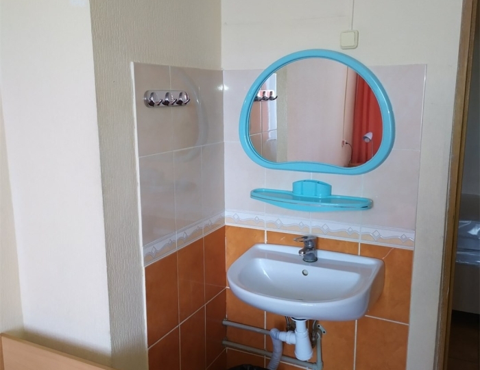 Корпус №2 Двухместный однокомнатный номер с частичными удобствами ТВИН (ПОДСЕЛЕНИЕ) - Санаторий «Белорусочка» Беларусь