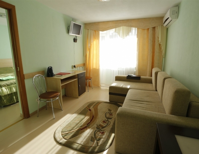 Корпус № 3, 4 Двухместный двухкомнатный номер СЕМЕЙНЫЙ - Санаторий «Белорусочка» Беларусь